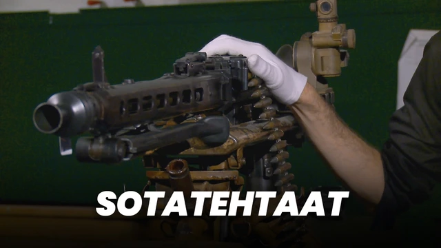 Sotatehtaat