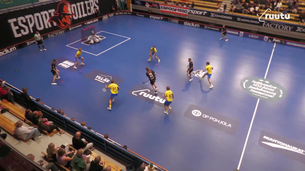 Oliver Sillanpää swingaa itselleen hattutempun täyteen!