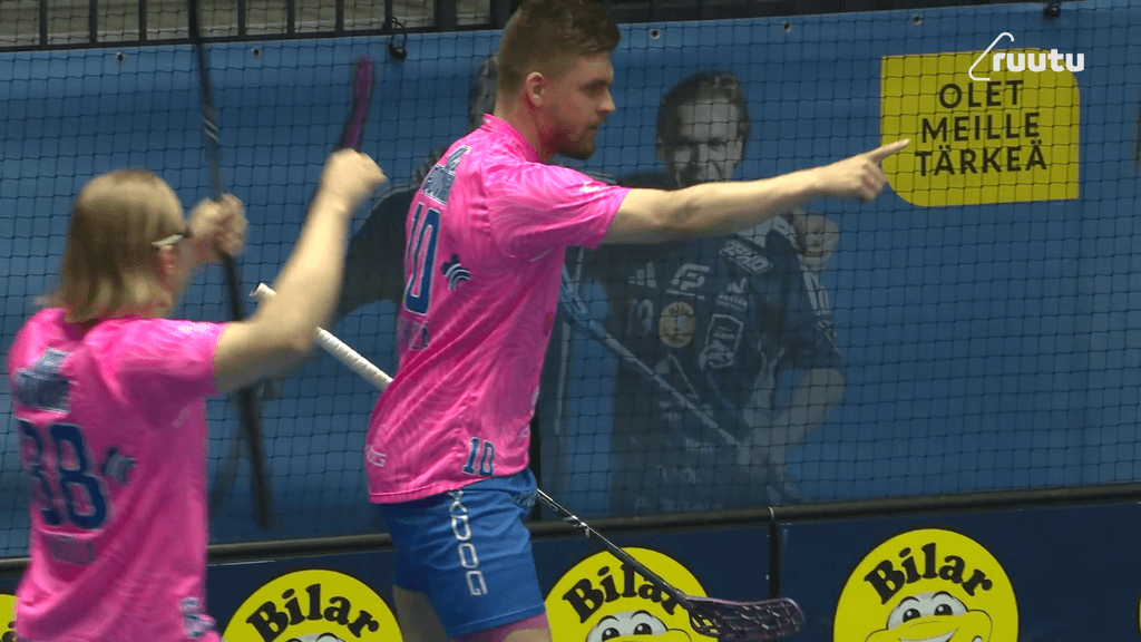 Oskari Heikkilä jää yksin - maalihan siitä tulee!