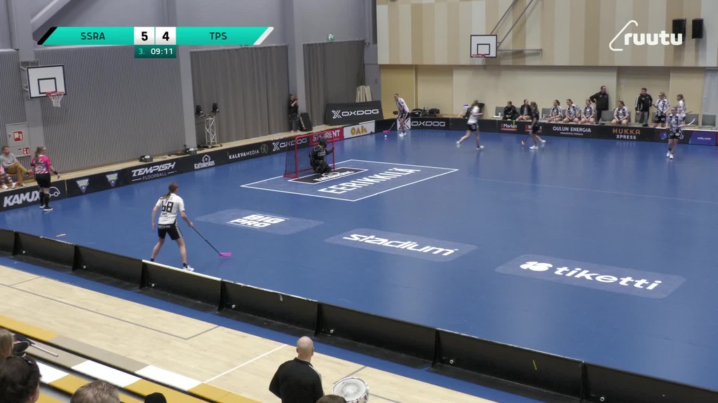 Ihan jäätävä veivi! Nissilä jysättää knallin Tepsin verkkoon