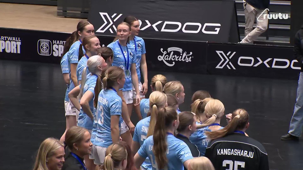 Pokaali ilmaan ja juhlat käyntiin! EräViikingit on Suomen Cupin mestari