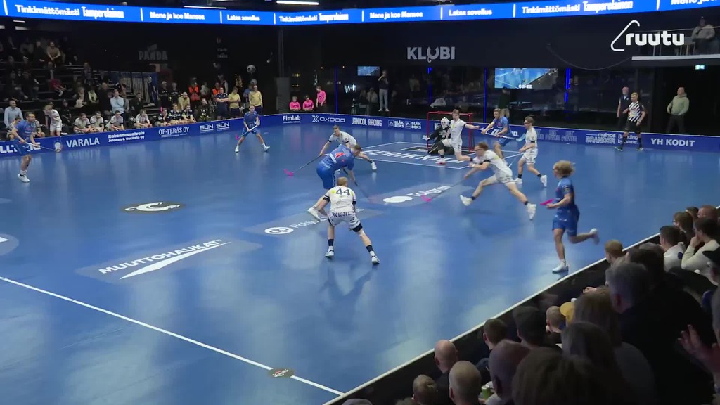 Konsta Tykkyläinen lataa! Jännäksi menee pelin loppu