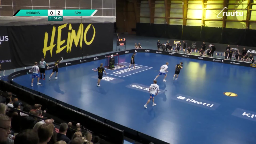 Olipa ovelasti pelattu! Anton Roth täräyttää lopulta yläkulmaan