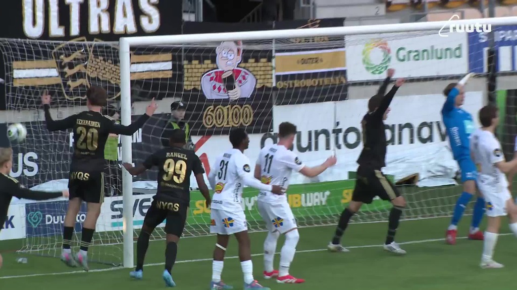 Kelvin Pires puskee SJK:n johtoon Seinäjoella! Kelvin Pires puskee SJK:n johtoon Seinäjoella!
